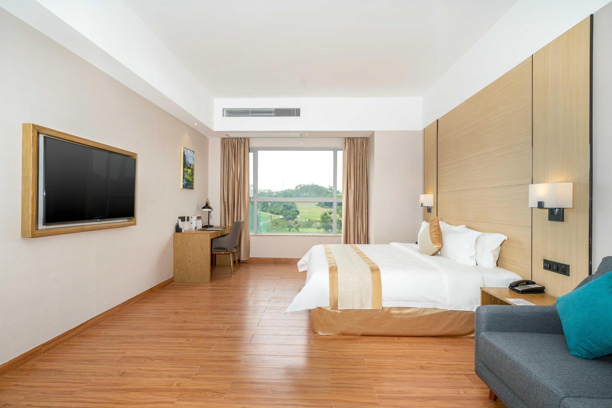 Phoenix Hill Hotel Dongguan - Golf Course Shop מראה חיצוני תמונה