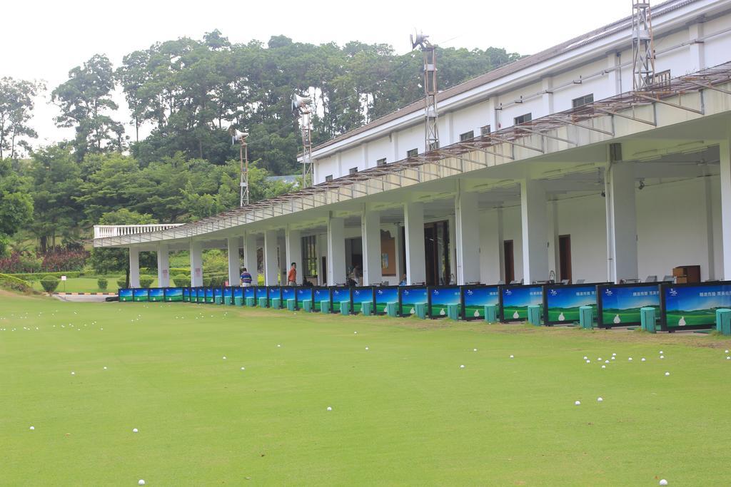 Phoenix Hill Hotel Dongguan - Golf Course Shop מראה חיצוני תמונה